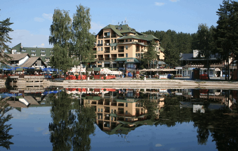 Sezona na Torniku, na Zlatiboru, počela s novom panoramskom žičarom